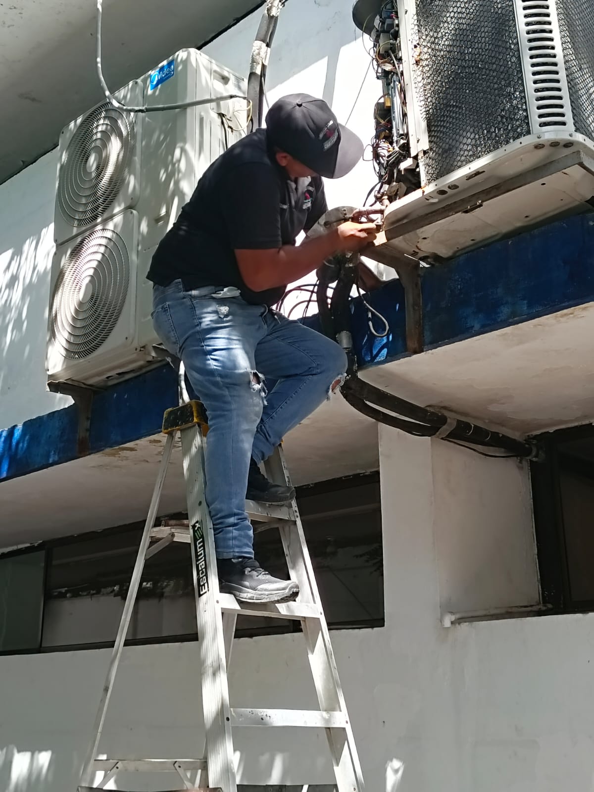 Servicio técnico de aire acondicionado en altura